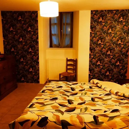 D'hotes Le Moulin D'auxillac Alojamento de Acomodação e Pequeno-almoço *
